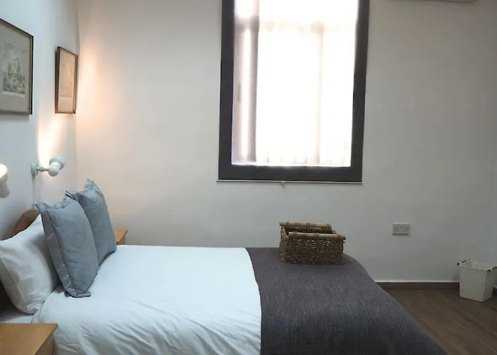 Contemporary Centre Apartamento