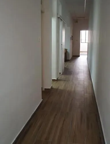 Contemporary Centre Apartamento *