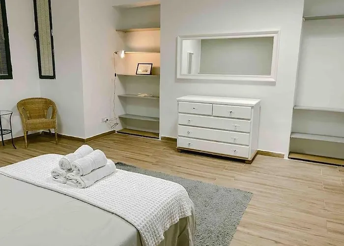 Contemporary Centre Apartamento